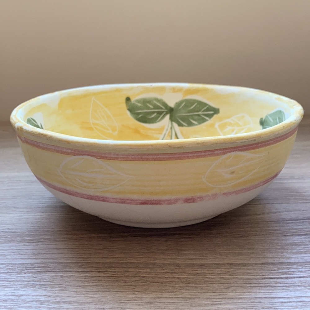 Pottery Barn vintage ceramic bowl made in Mexico - Picture 2 of 11